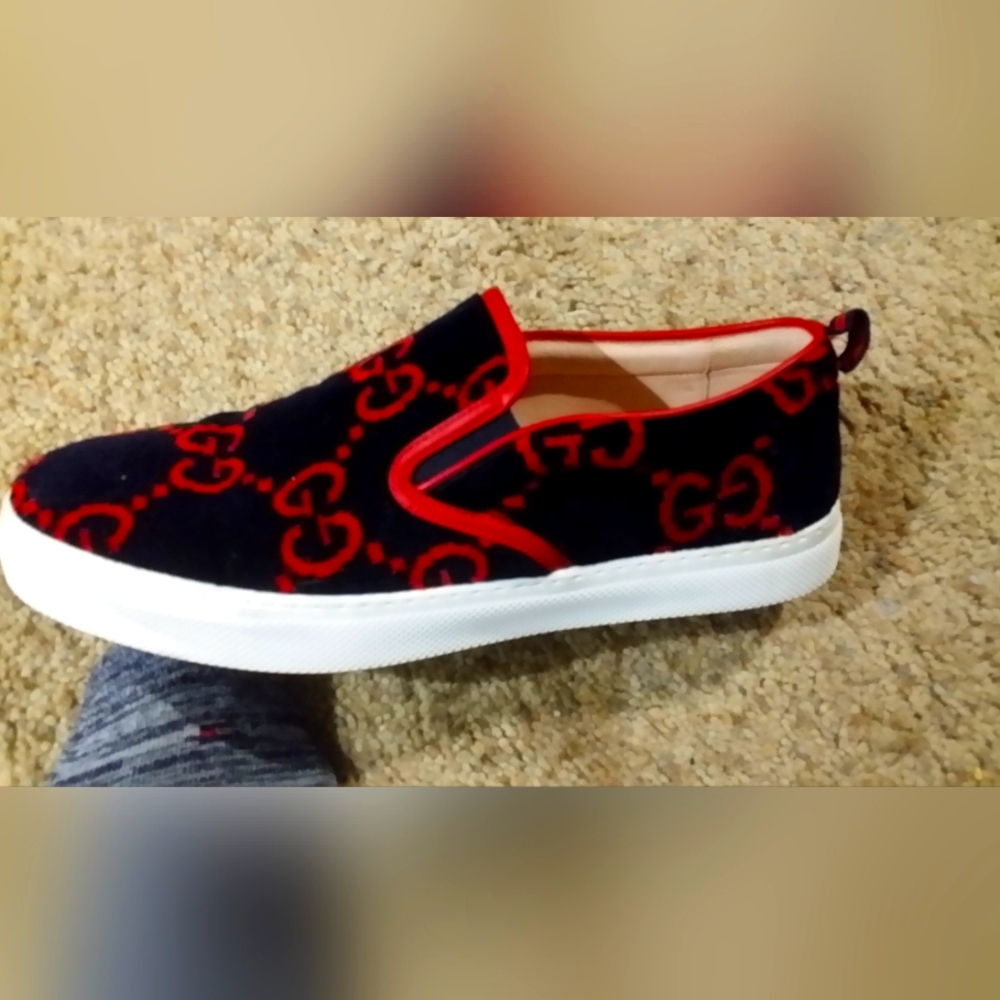 Mens gucci slip ons